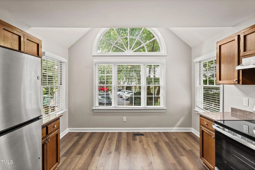 112 Lomond Lane, Cary