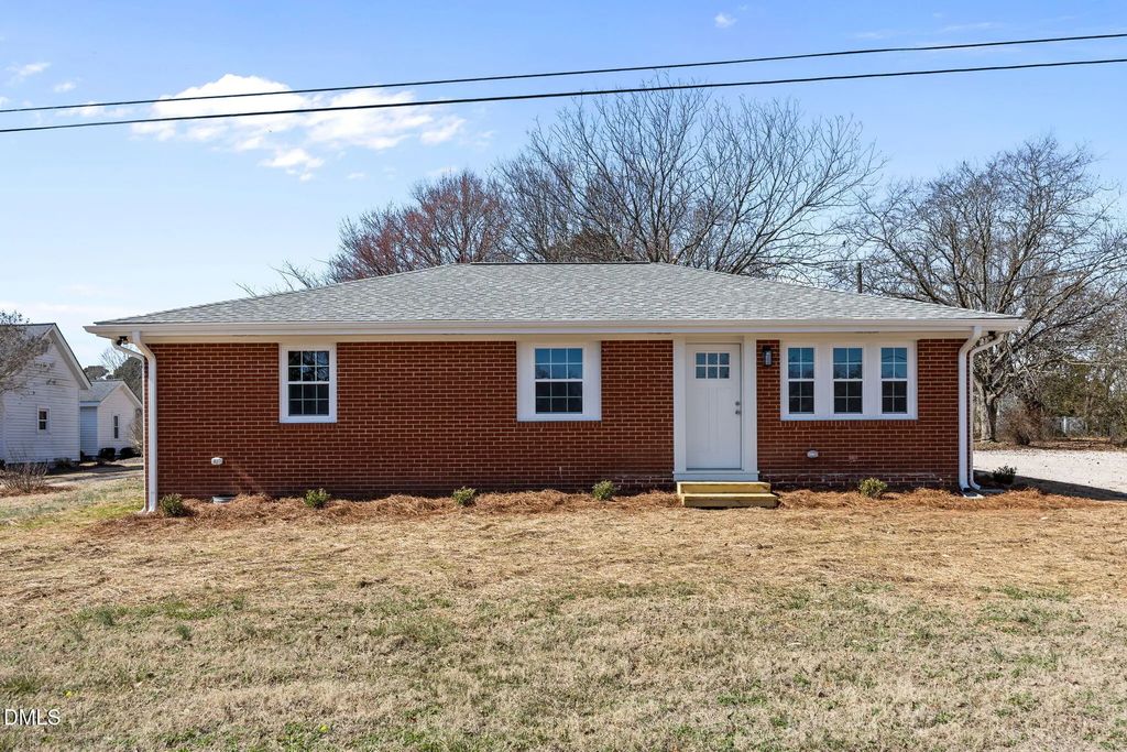 728 S Wakefield Street, Zebulon