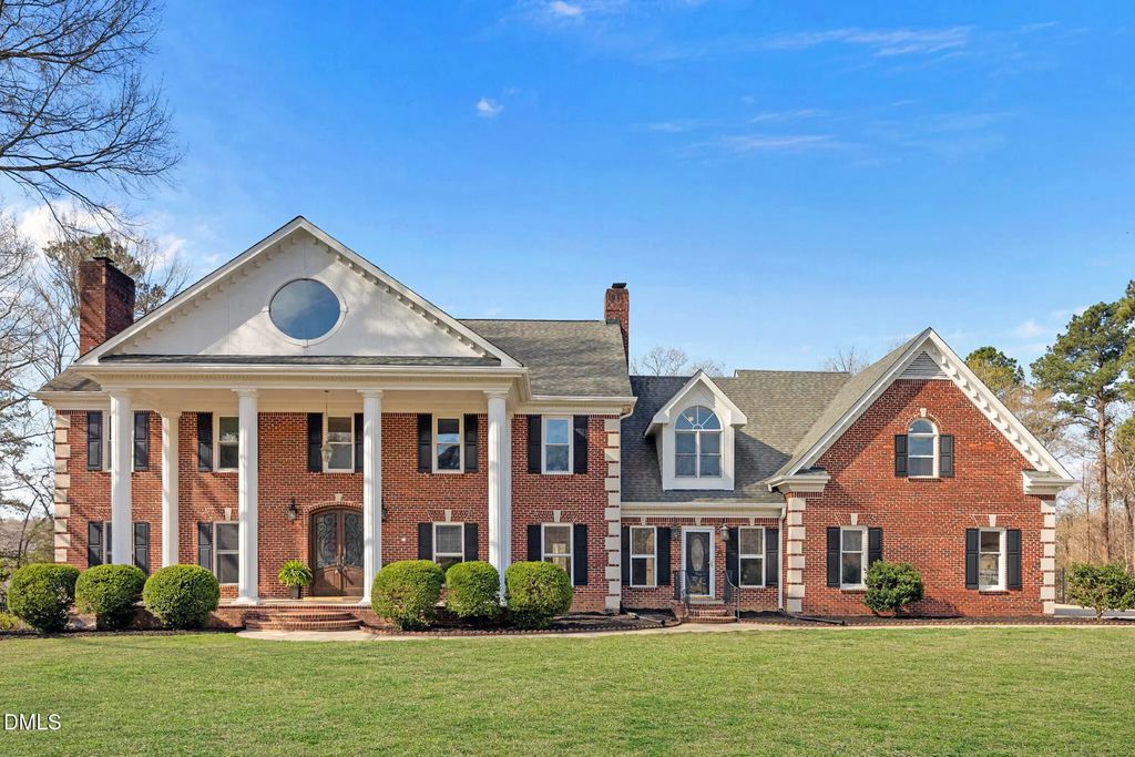 2020 Navan Lane, Garner