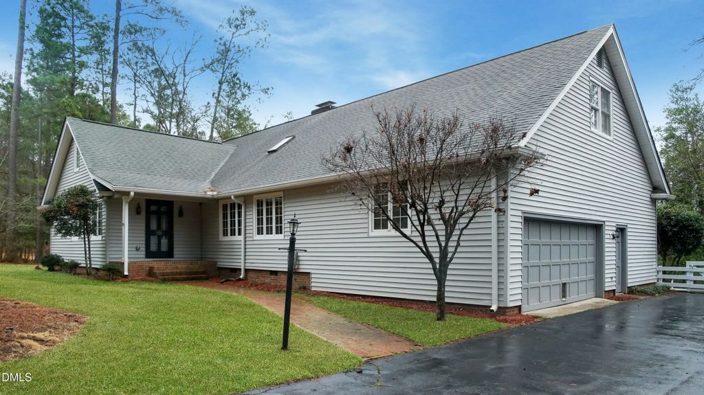 2215 Southern Road, Sanford