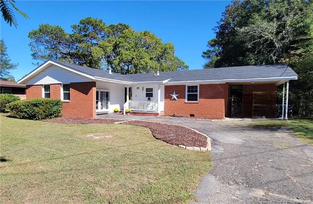 1911 Wendover Drive, Fayetteville