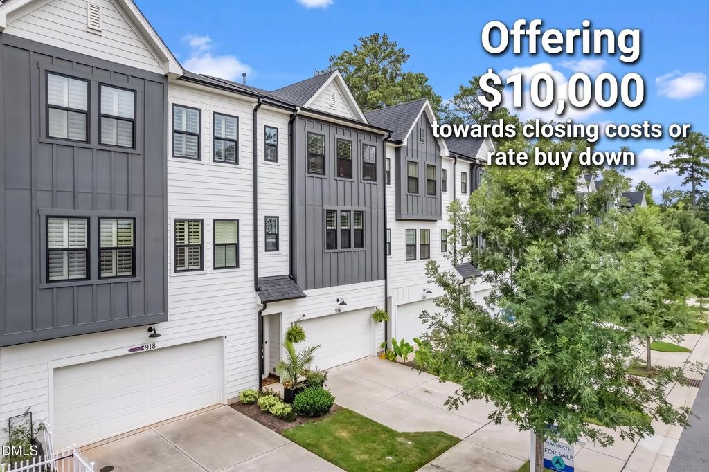 916 Waterside View Drive, Raleigh