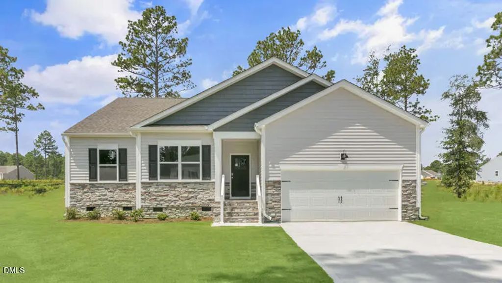 3069 Platinum Circle, West End