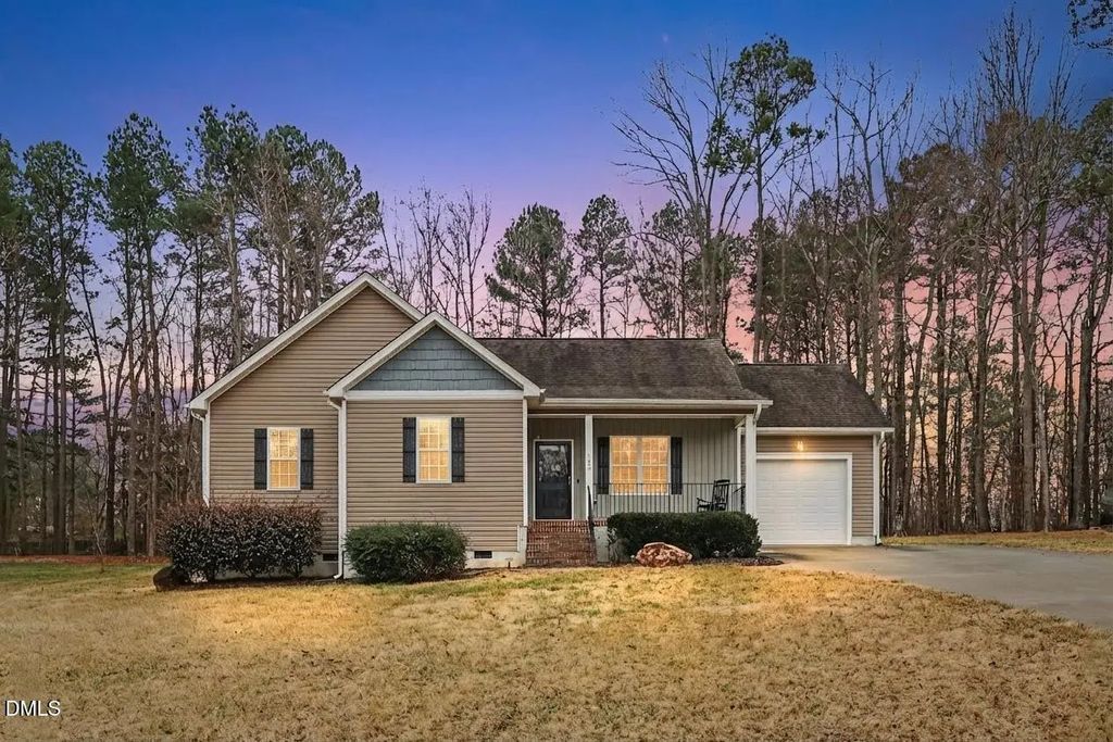 102 Bluegrass Drive, Oxford