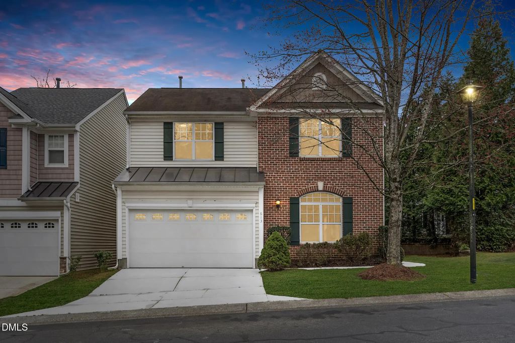 613 Abbey Hall Way, Cary