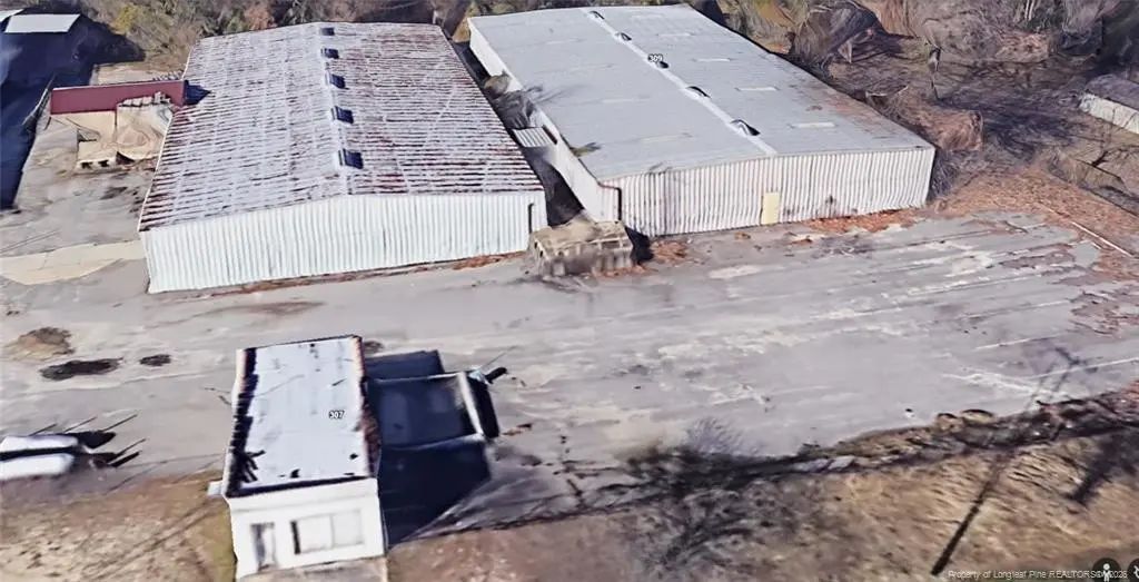 225 Dunn Road, Fayetteville