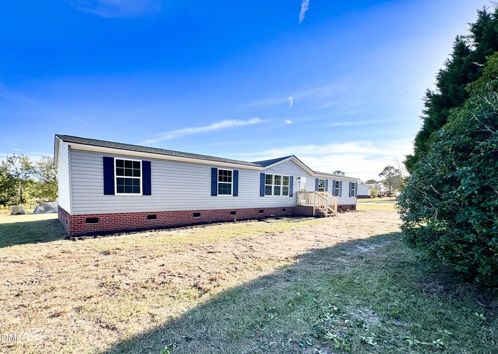 2915 Mclean Chapel Church Road, Bunnlevel