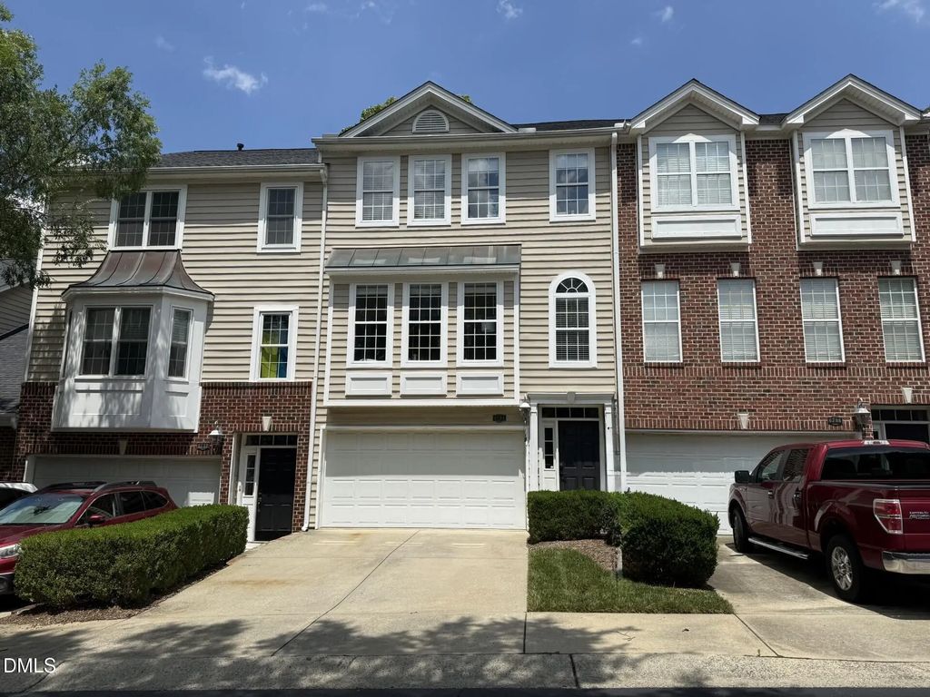 6708 Middleboro Drive, Raleigh