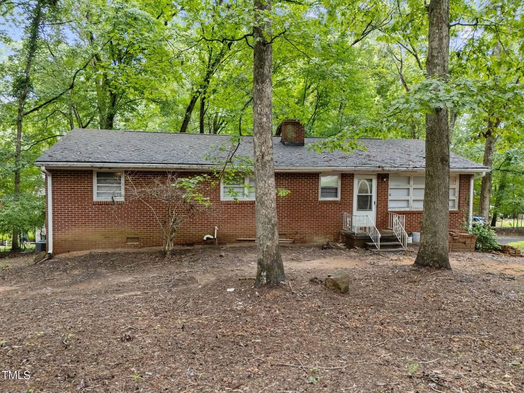 106 Markham Drive, Chapel Hill