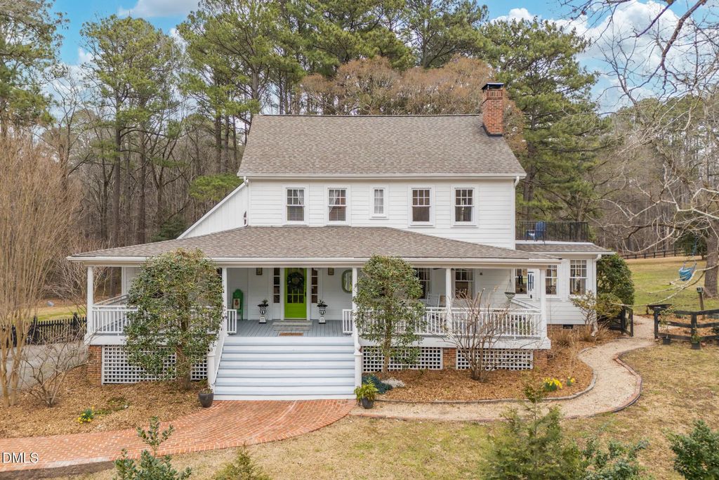816 Nc Highway 751, Apex