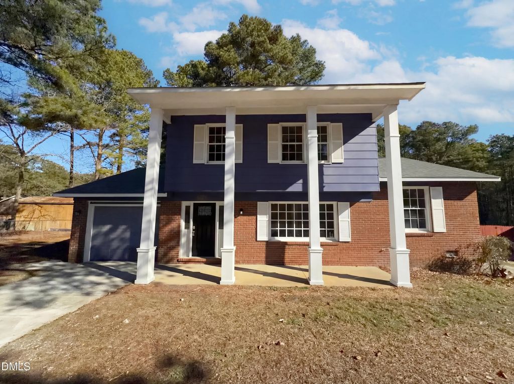 7594 Beverly Drive, Fayetteville