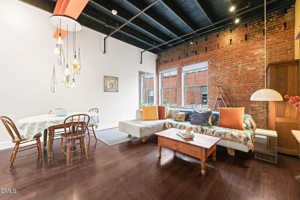 208 Rigsbee Avenue #206, Durham