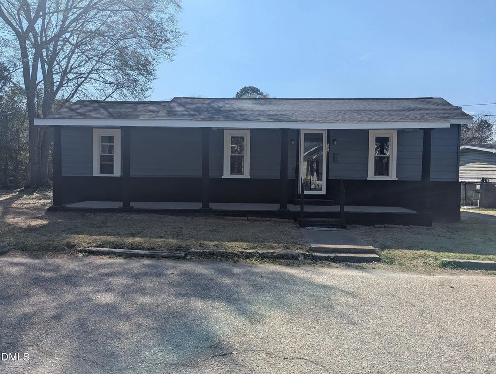 502 E Surles Street, Dunn