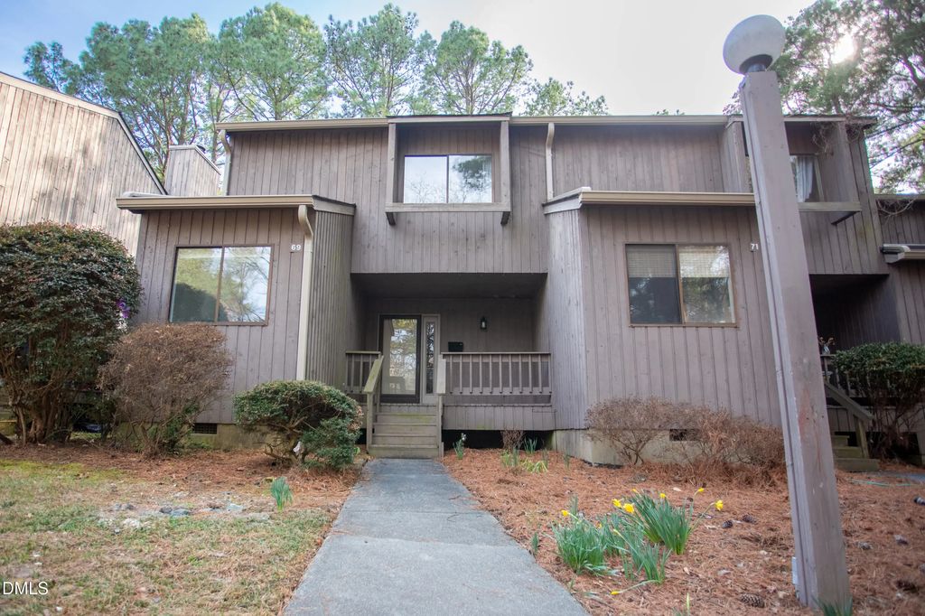 69 Fernwood Lane, Chapel Hill