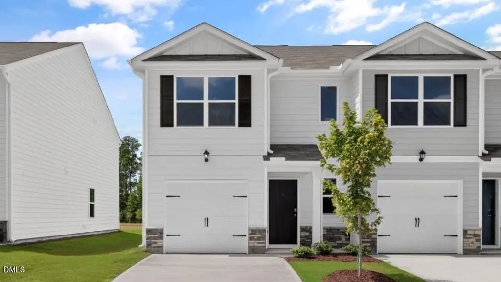 536 Stream Walk Crossing, Wendell