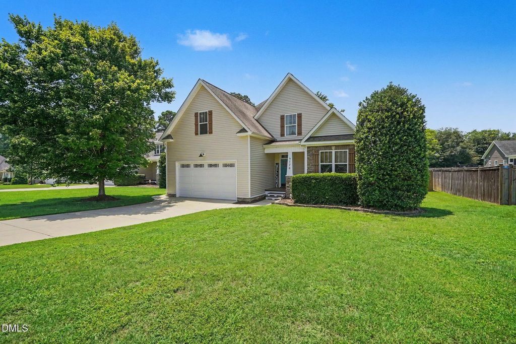 176 Braddock Drive, Lillington