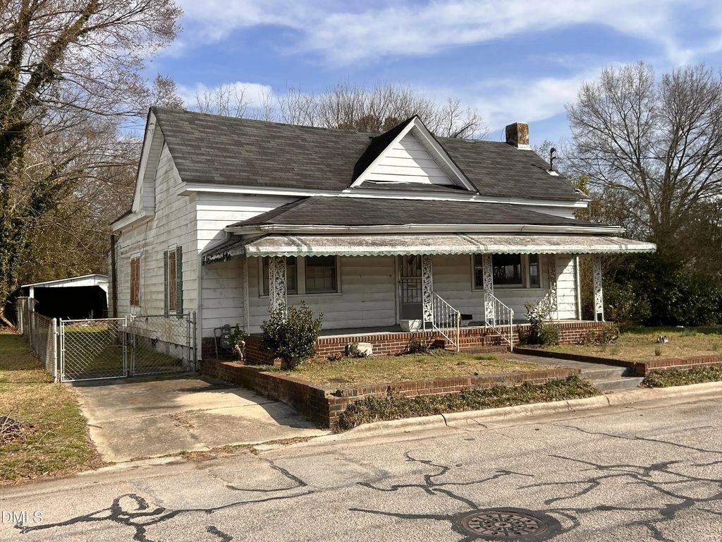 104 Ash Street E, Wilson