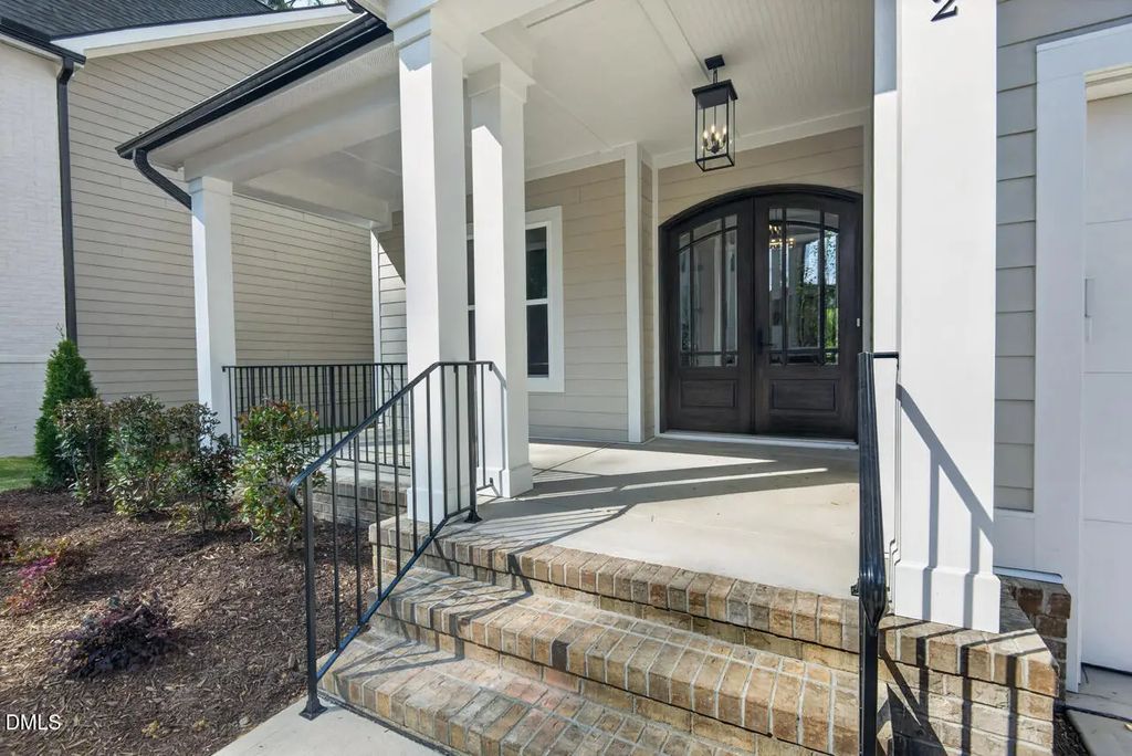 2802 Pathway Drive, Chapel Hill