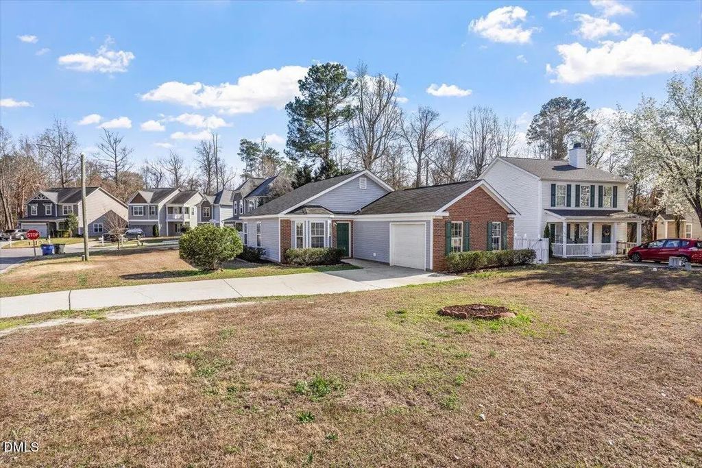 5212 Marthonna Way, Raleigh