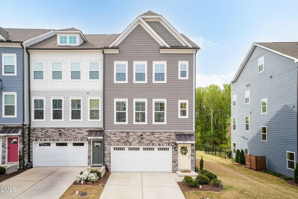 2051 Eva Pearl Drive, Apex