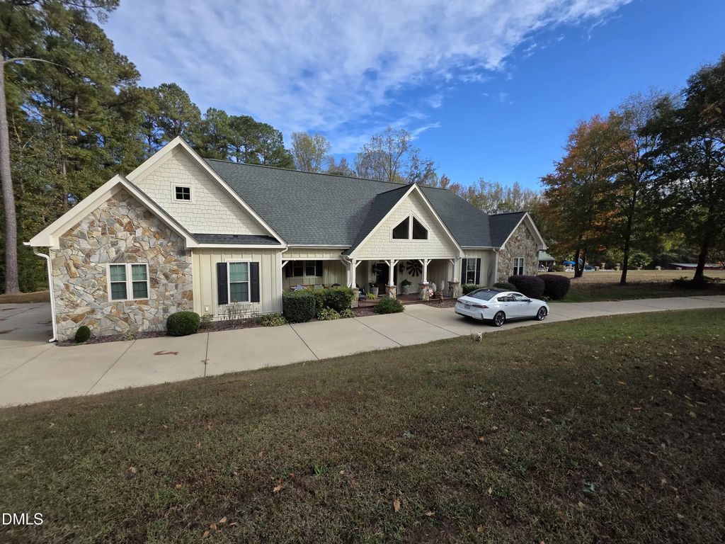 413 Johnson Town Road, Zebulon
