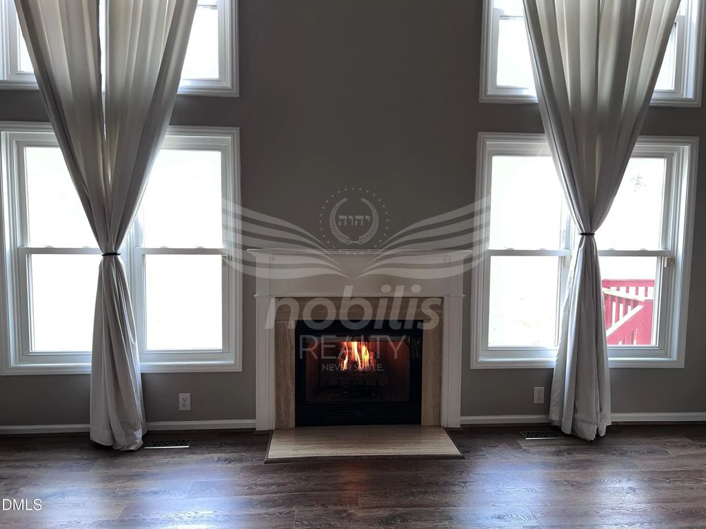 803 Yorkshire Drive, Clayton