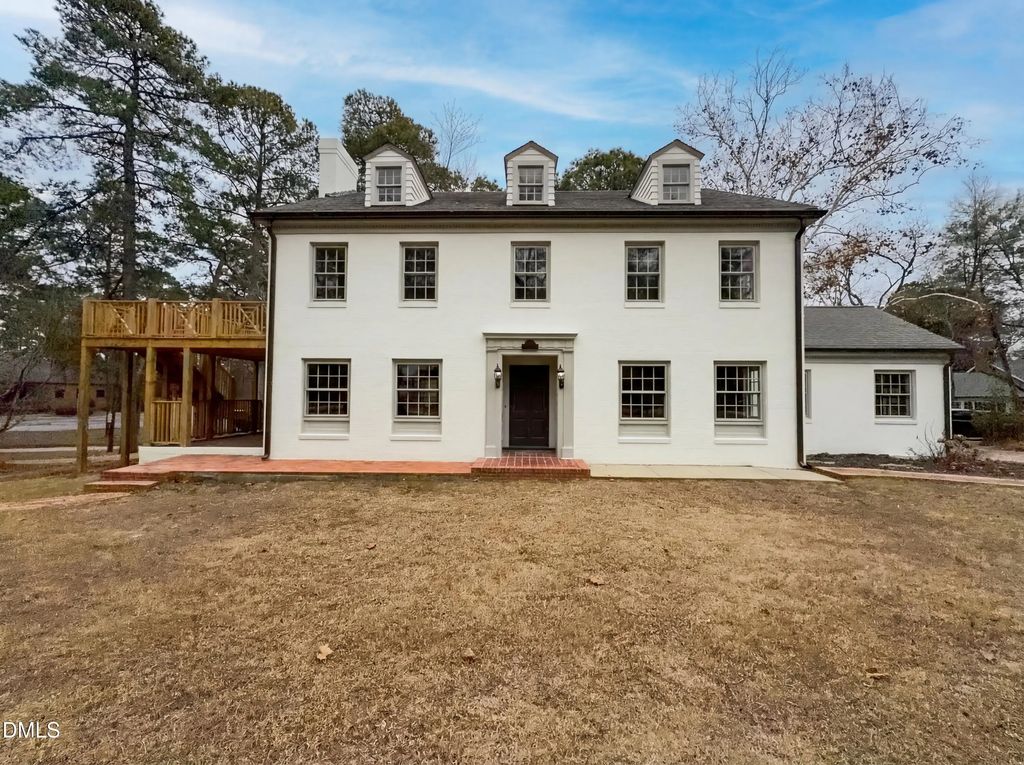 1703 Raeford Road, Fayetteville