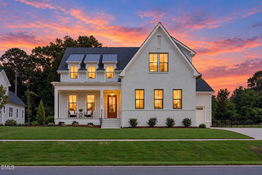 220 Meadow Walk Drive, Fuquay Varina
