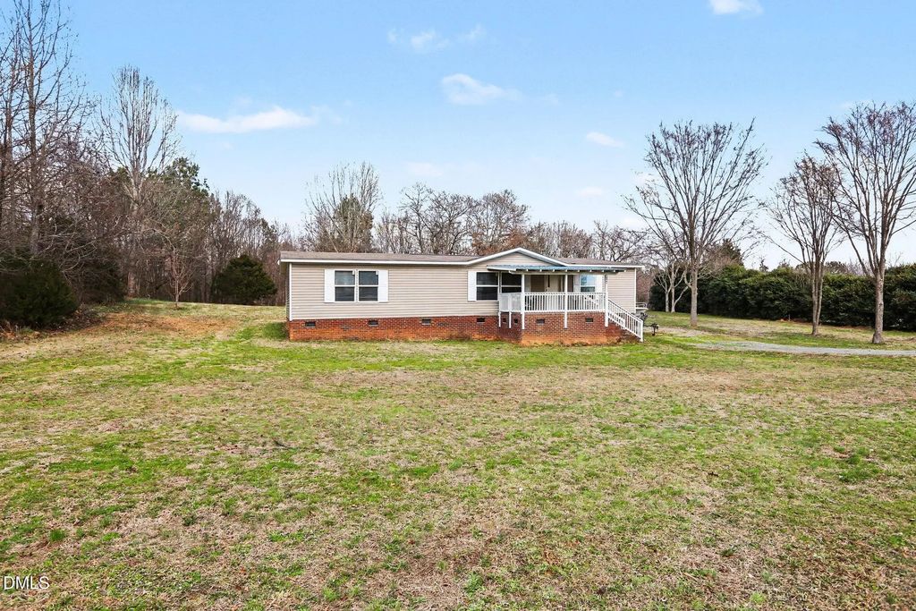 4963 Thom Road, Mebane