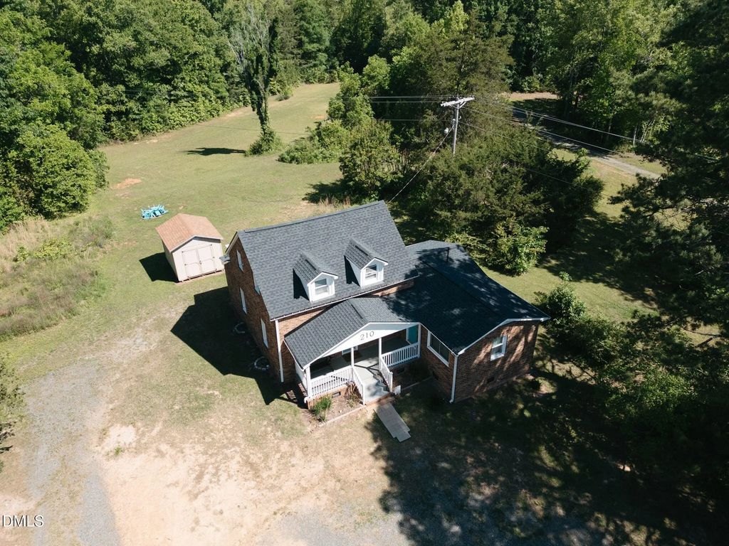 193 Grapevine Drive, Roxboro