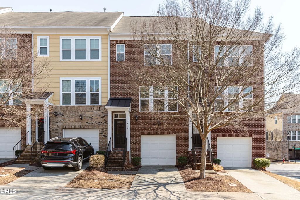 5043 Lalex Lane, Cary