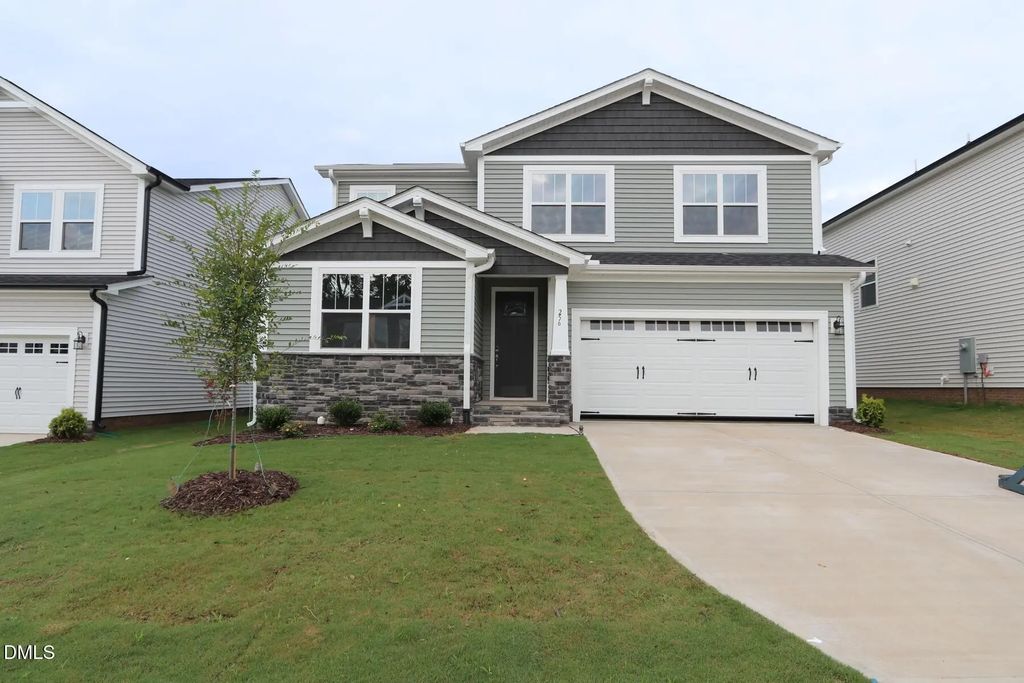 256 Yellow River Way, Garner