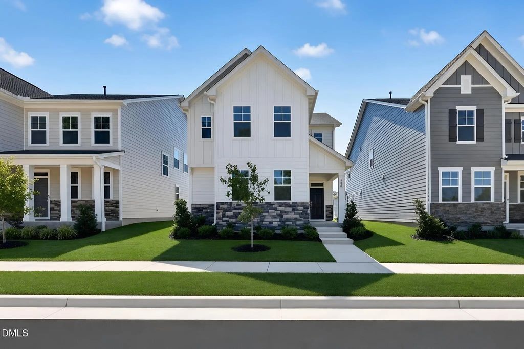 508 Everglow Lane, Garner