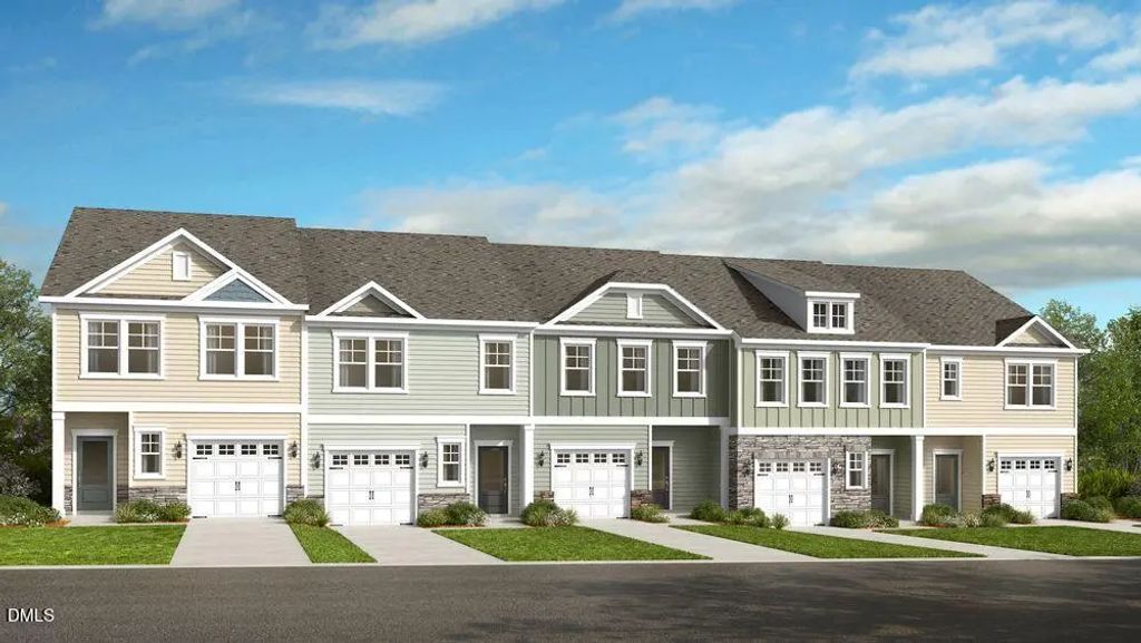 186 Hank Way, Angier