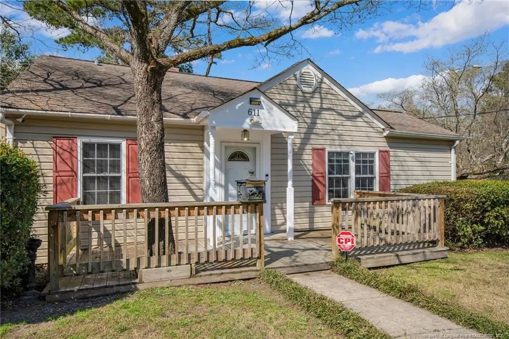 611 Glenville Avenue, Fayetteville