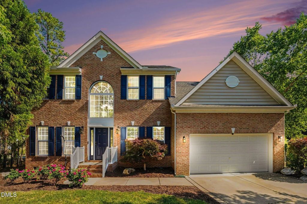 216 Chieftain Drive, Holly Springs