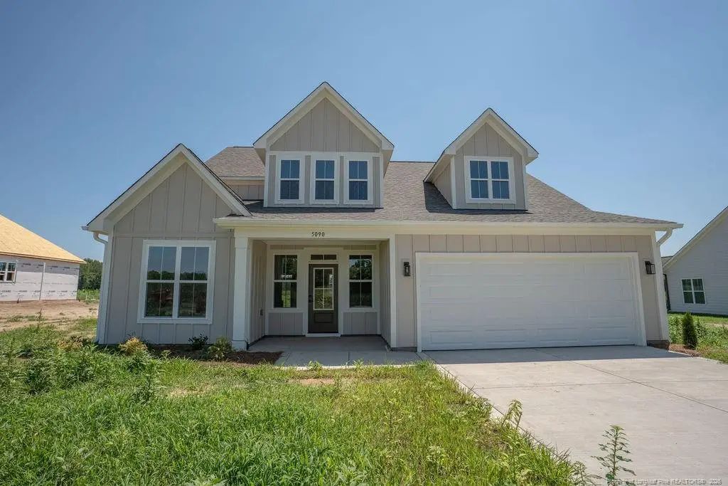 5090 Ross West Road, Godwin