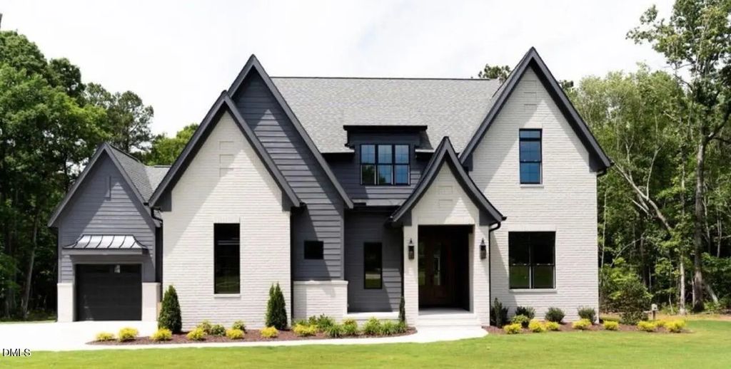3941 Wendell Boulevard, Wendell