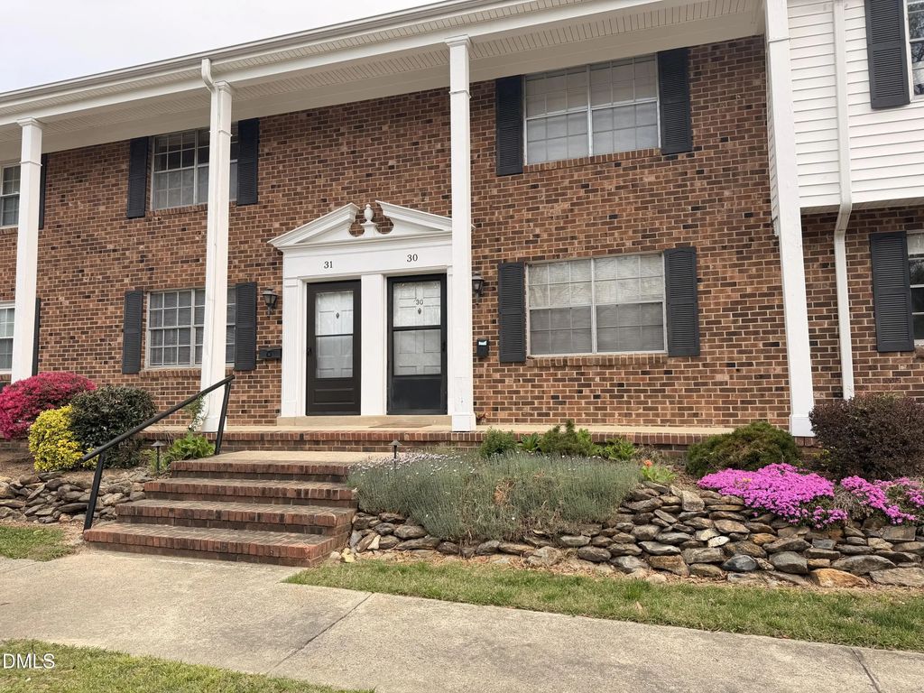 1002 Willow Drive Apt 31, Chapel Hill