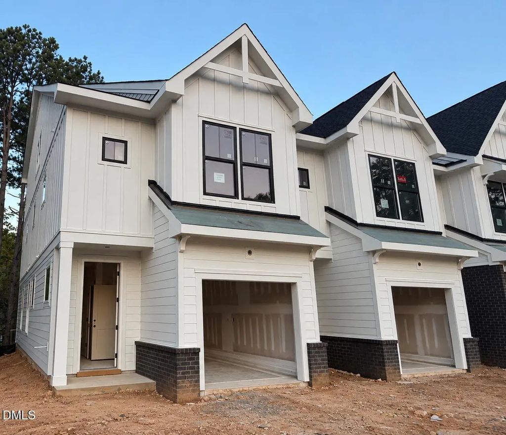 626 Cable Court, Apex