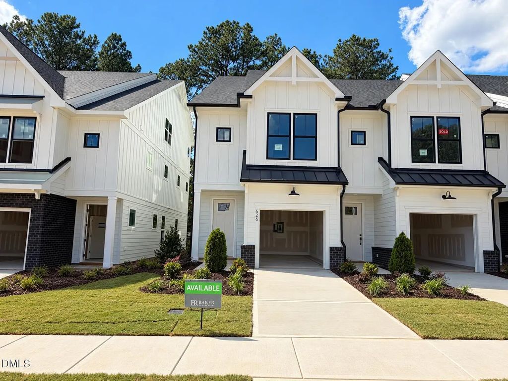 626 Cable Court, Apex