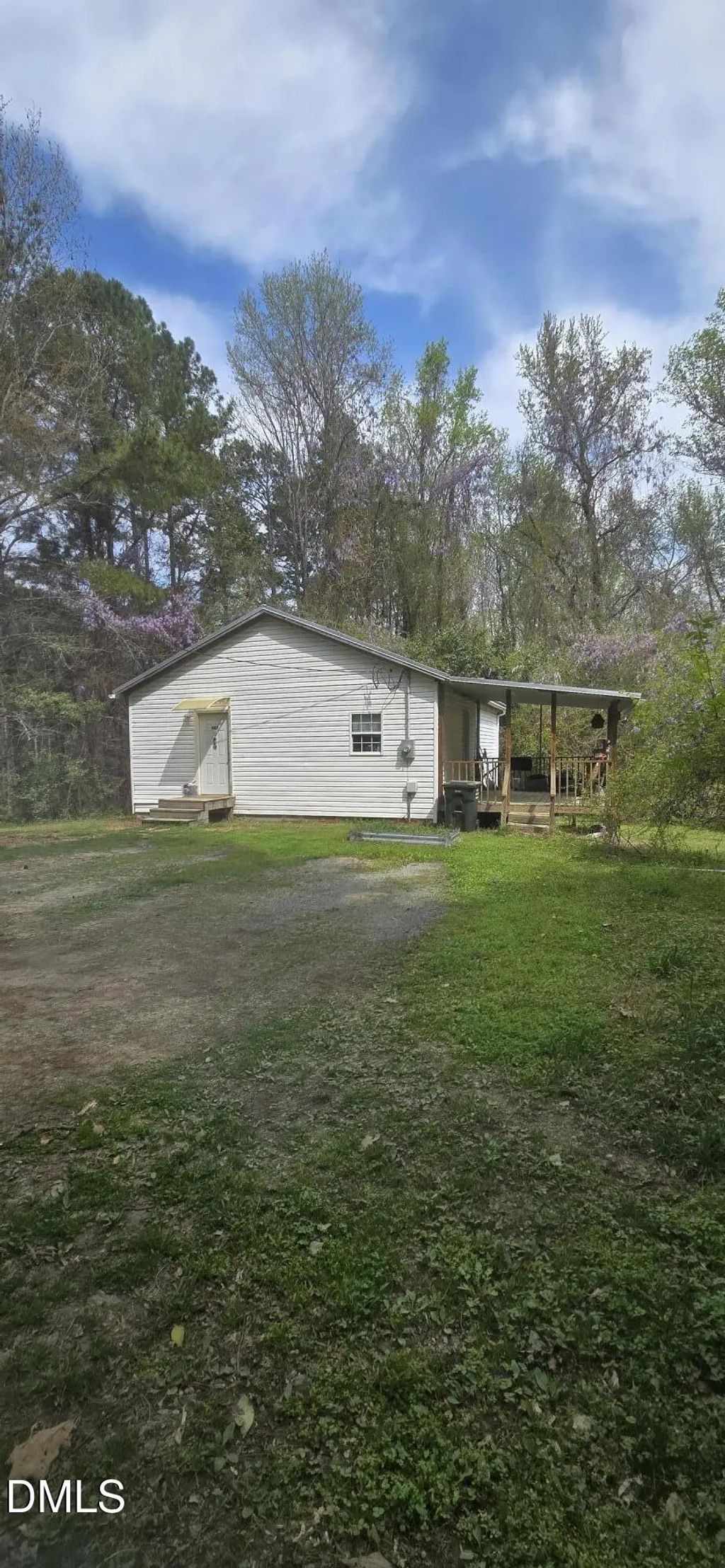 603 S 10th Street, Lillington