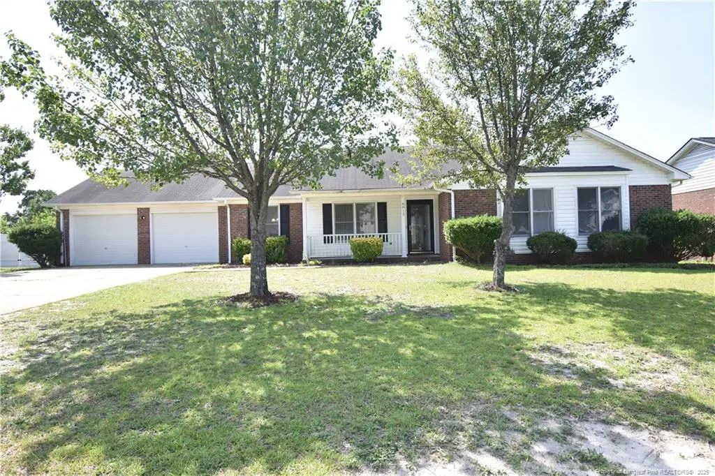 8813 Tin Lizza Drive, Fayetteville