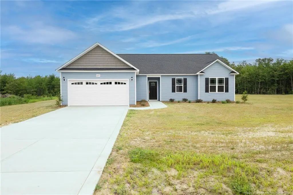 6077 Ari Court, Fayetteville