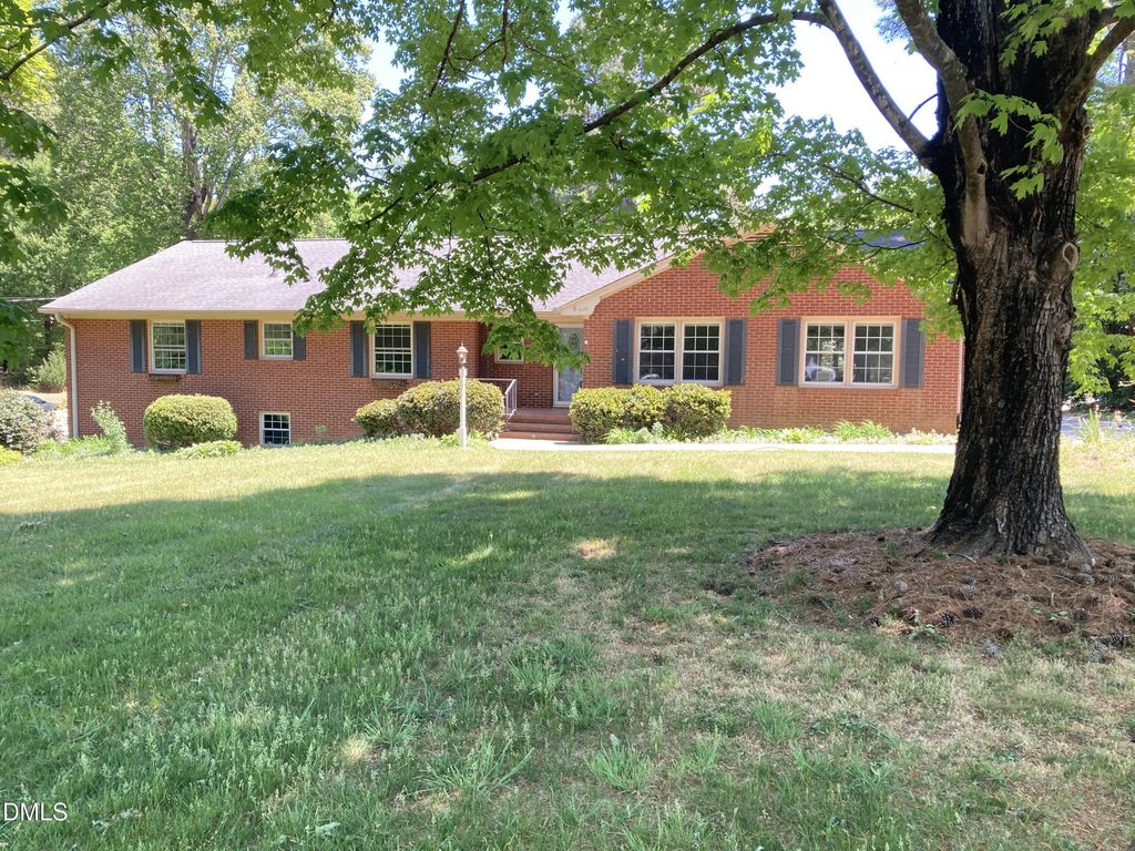 619 S Fifth Street, Mebane