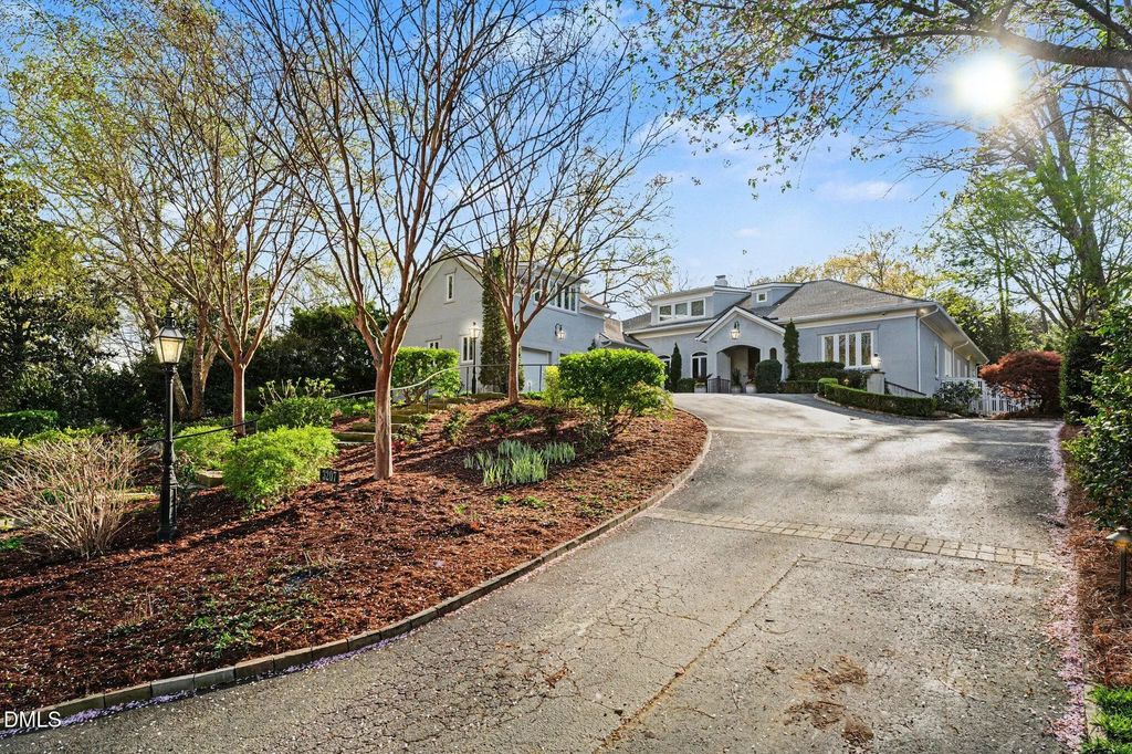 3207 Sussex Road, Raleigh