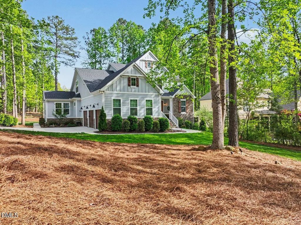 36 Nuthatch Drive, Pittsboro
