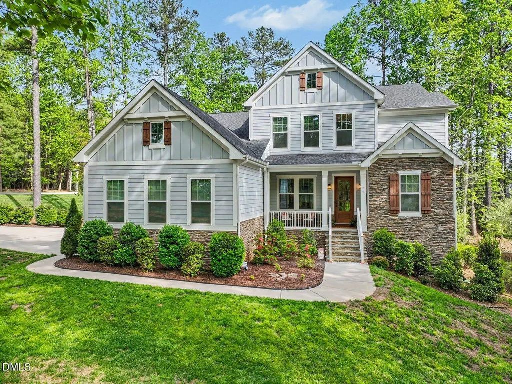 36 Nuthatch Drive, Pittsboro
