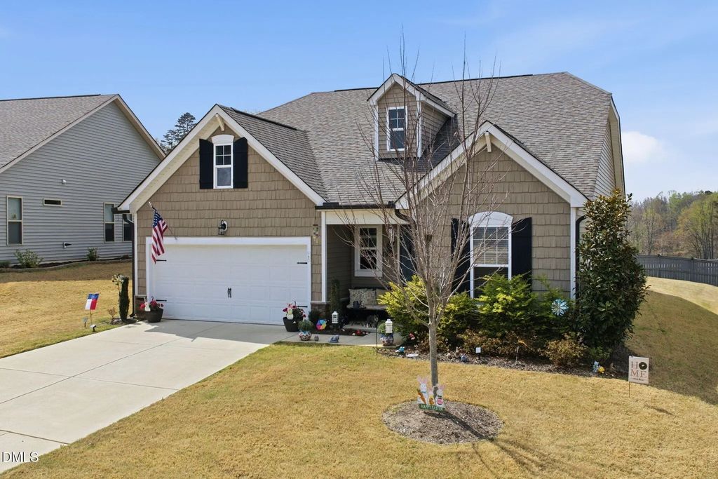 165 Carbone Lane, Clayton
