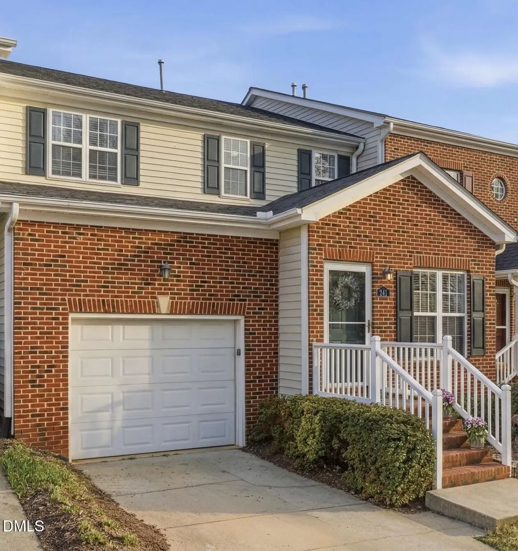 241 Grand Pointe Drive, Garner